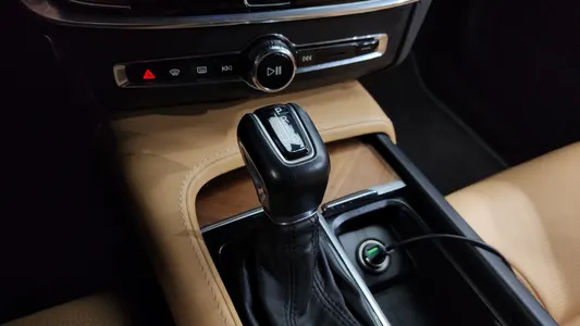Volvo S90 T5 2019 9