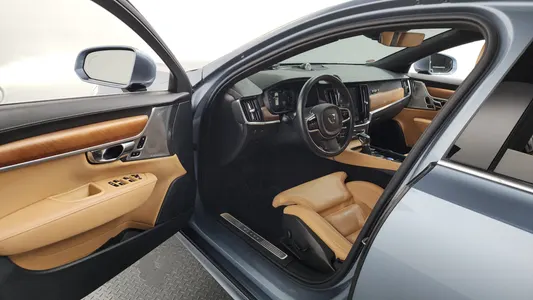Volvo S90 T5 2019 10