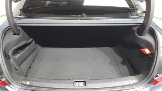 Volvo S90 T5 2019 17