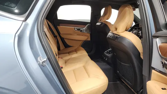 Volvo S90 T5 2019 18