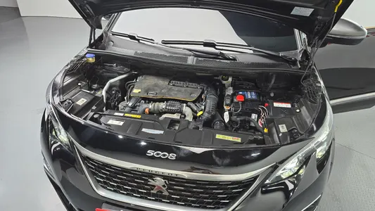 Peugeot 5008 2 1.6 BlueHDi GT Line 2018 6