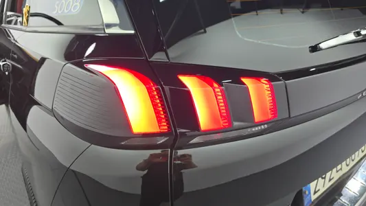 Peugeot 5008 2 1.6 BlueHDi GT Line 2018 24