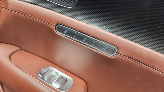 Genesis G90 (RS 4) 3.5 AWD 2022 27