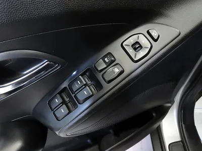 Hyundai ix 2WD X20 2013 5