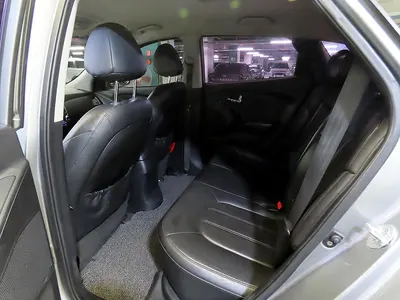 Hyundai ix 2WD X20 2013 15