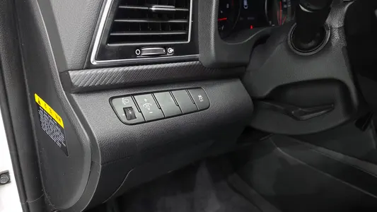 Hyundai AD 1.6 2017 18