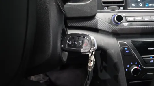 Hyundai AD 1.6 2017 19