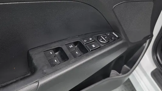 Hyundai AD 1.6 2017 28