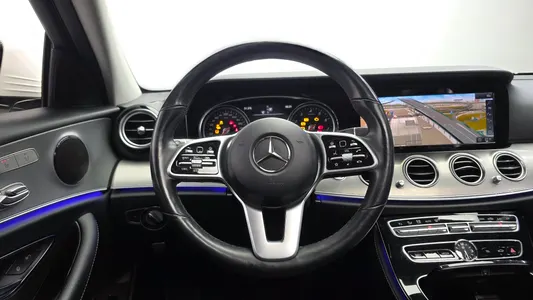 Mercedes-Benz E-Class W213 E300 2018 13