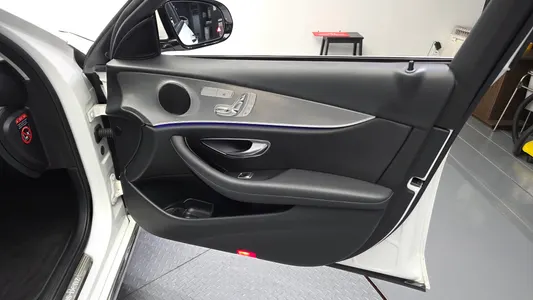 Mercedes-Benz E-Class W213 E300 2018 24