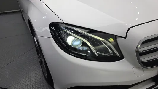 Mercedes-Benz E-Class W213 E300 2018 22