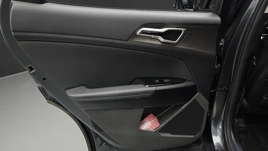 Kia 5 4WD 2022 25