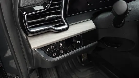 Kia 5 4WD 2022 29