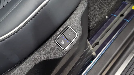 Hyundai Staria 4WD 9 2024 33