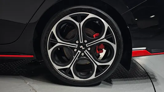 Hyundai (CN7) 2.0 N 2024 21