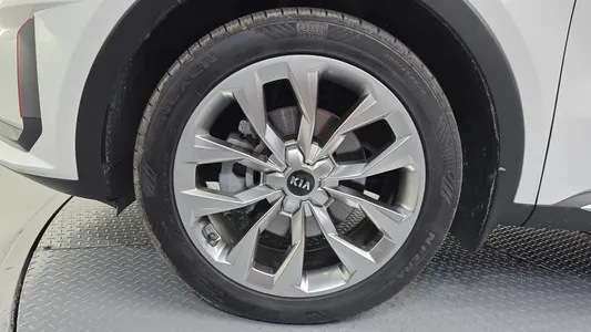 Kia 4 2.2 2WD 2021 5