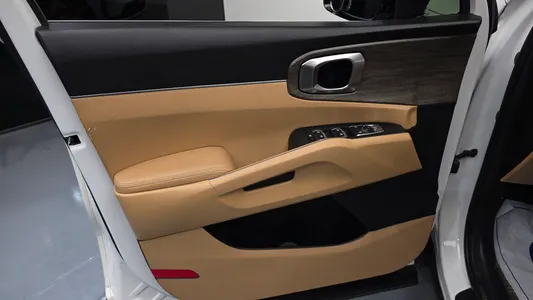 Kia 4 2.2 2WD 2021 24
