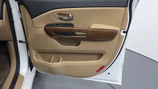 Kia 카니발 9 2016 25