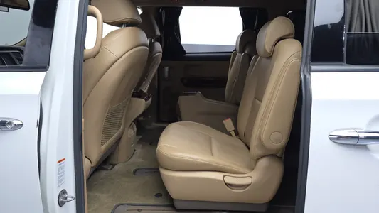 Kia 카니발 9 2016 26