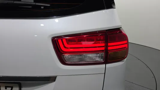 Kia 카니발 9 2016 23