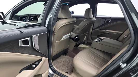 Kia K8 2024 12