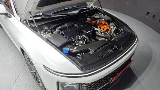 Hyundai (GN7) 2024 6