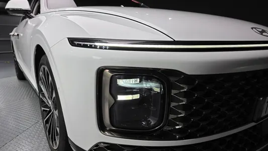 Hyundai (GN7) 2024 22