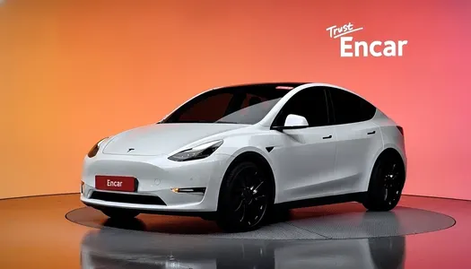 Tesla Y AWD 2022 21