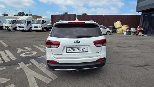 Kia Sorento 2.2 2WD 2015 4