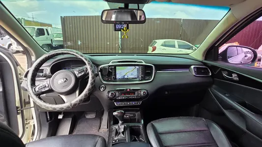 Kia Sorento 2.2 2WD 2015 16