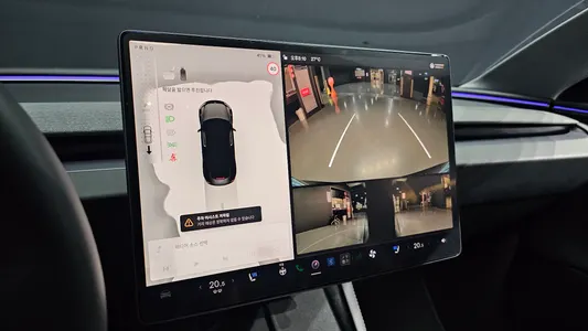 Tesla 3 RWD 2025 15