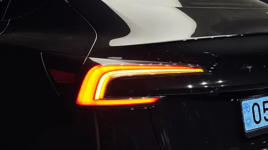 Tesla 3 RWD 2025 24