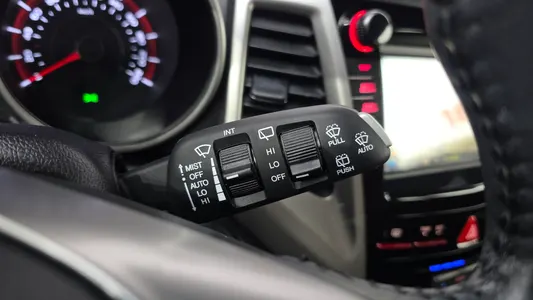 KG Mobility Tivoli VX 2WD 2016 15