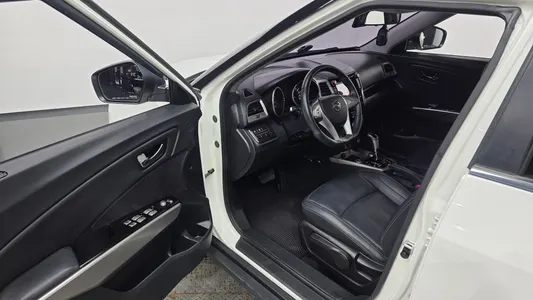 KG Mobility Tivoli VX 2WD 2016 10