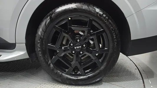 Kia 4 HEV 7 2025 22