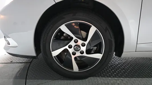 Renault Korea SM3 Z.E. RE 2017 5