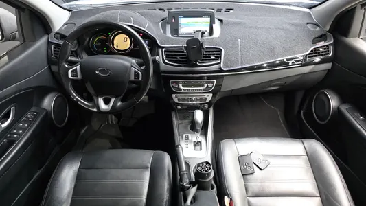 Renault Korea SM3 Z.E. RE 2017 7