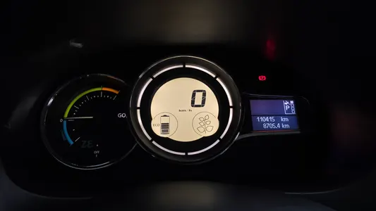 Renault Korea SM3 Z.E. RE 2017 8
