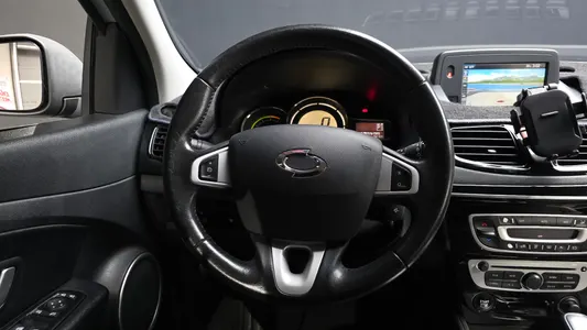 Renault Korea SM3 Z.E. RE 2017 13