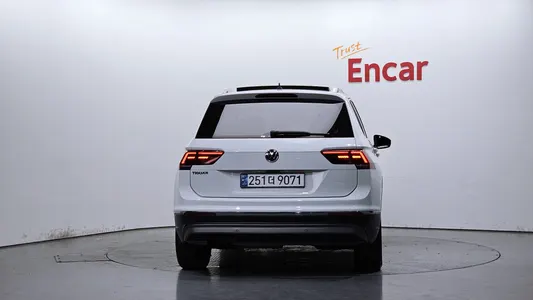Volkswagen 2 2.0 TDI 2020 4