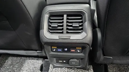 Volkswagen 2 2.0 TDI 2020 18
