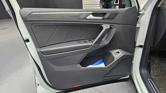 Volkswagen 2 2.0 TDI 2020 24