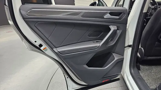 Volkswagen 2 2.0 TDI 2020 25