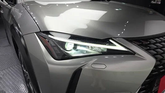 Lexus UX250h 2.0 2WD 2019 22