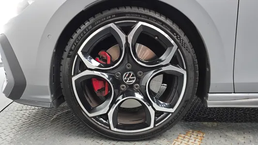 Volkswagen 8 2.0 GTI 2025 4