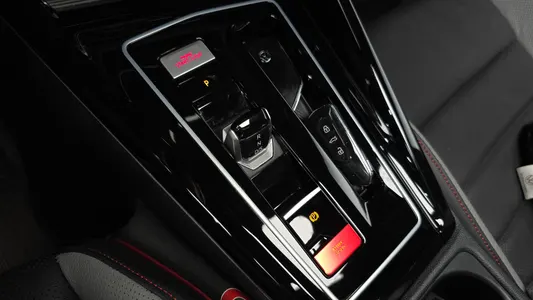 Volkswagen 8 2.0 GTI 2025 8