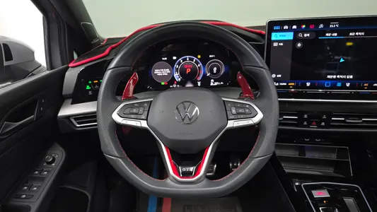Volkswagen 8 2.0 GTI 2025 12