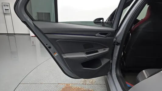 Volkswagen 8 2.0 GTI 2025 25