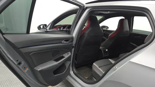 Volkswagen 8 2.0 GTI 2025 26