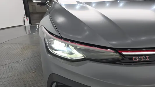 Volkswagen 8 2.0 GTI 2025 22